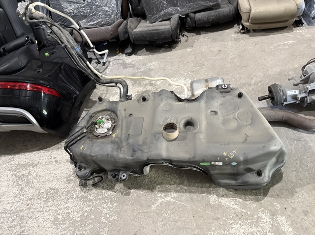 VAG 80A201060AM Бензобак в наличии Запорожье