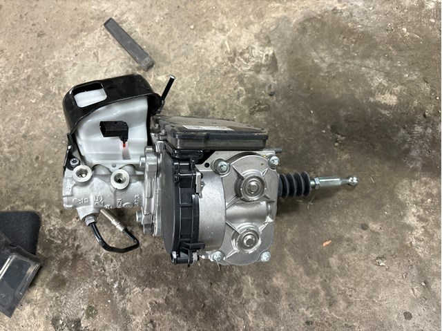 VAG 80A614105C Усилитель тормозов (вакуумный) в наличии Днепр