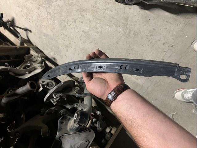 80A823125 VAG Уплотнитель капота купить в Житомир