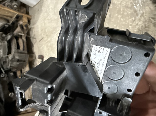 80A941823C VAG купить в Житомир