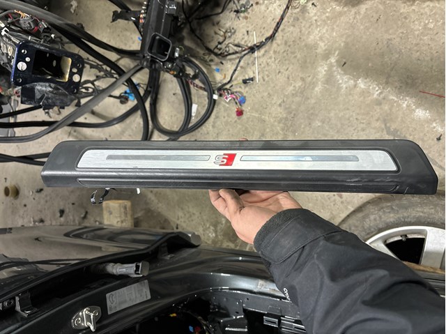 VAG 80A947417C в наличии Украина