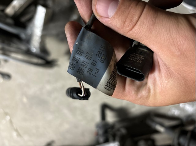 VAG 80A971817 в наличии Винница