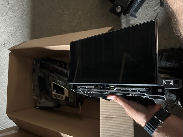 Дисплей бортового компьютера 80B919620 VAG