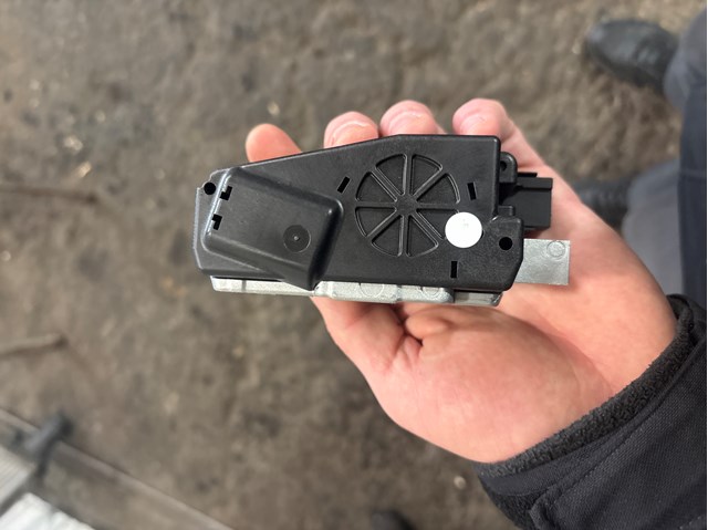 VAG 8K0905852E Электронный модуль рулевой колонки в наличии Ровно