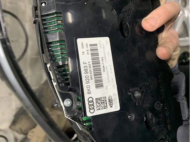 VAG 8K0920983F Приборная доска (щиток приборов) в наличии Кривой Рог