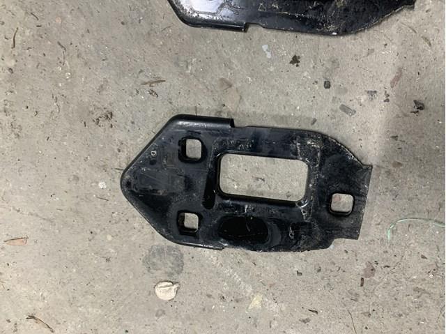 VAG 8R0805500 в наличии Ровно