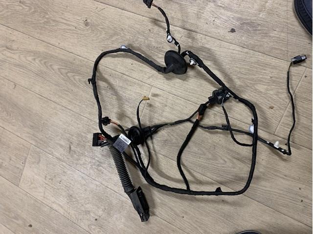 8R0971688D VAG купить в Каменское