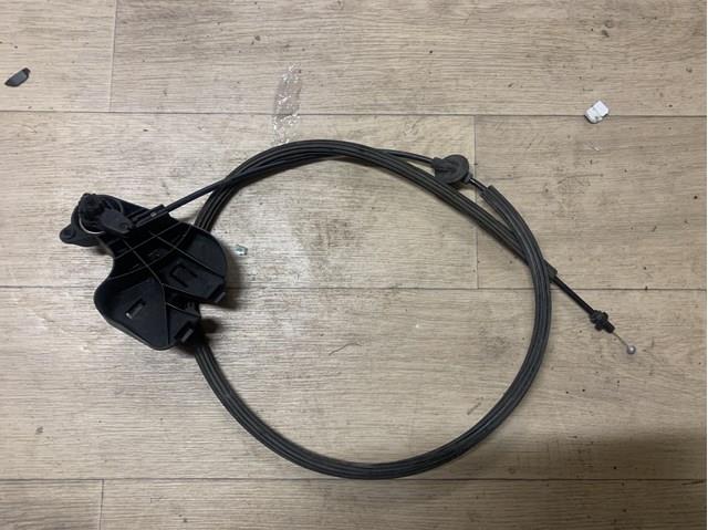 Трос открывания капота, задний 8R1823535 VAG