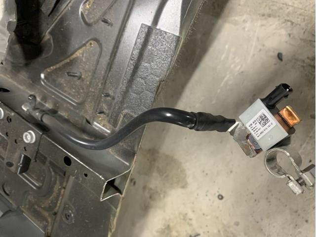 VAG 8S0915181 Кабель массы аккумулятора (АКБ) в наличии Хмельницкий