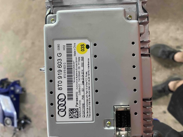 8T0057603G VAG Дисплей многофункциональный купить в Николаев