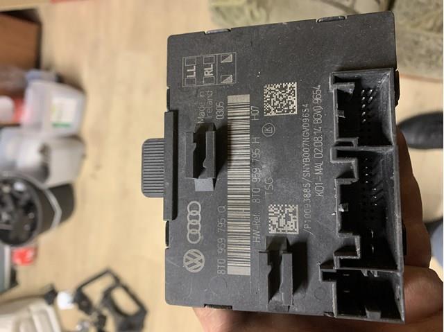 Блок комфорта задней двери 8T0959795Q VAG