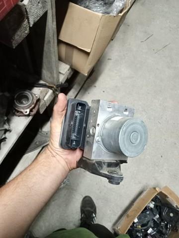 Блок управления АБС  8W0907379G VAG