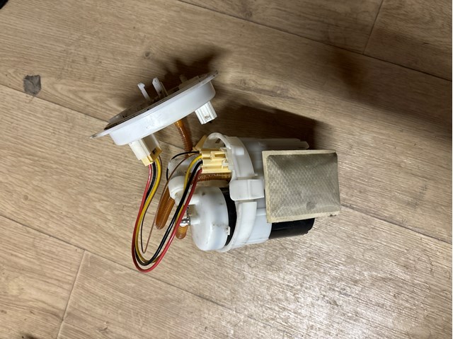 8W0919087J Модуль топливного насоса с датчиком уровня топлива купить Полтава