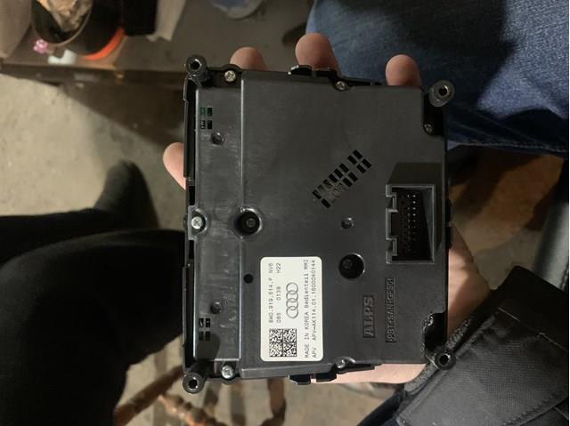 8W0919614P купить Ровно