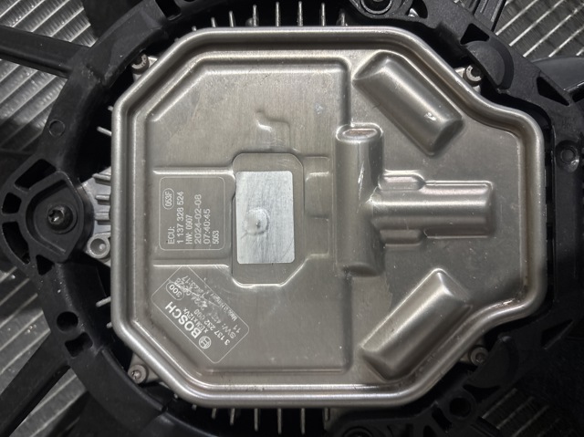 VAG 8W0959455T Электровентилятор охлаждения в наличии Николаев