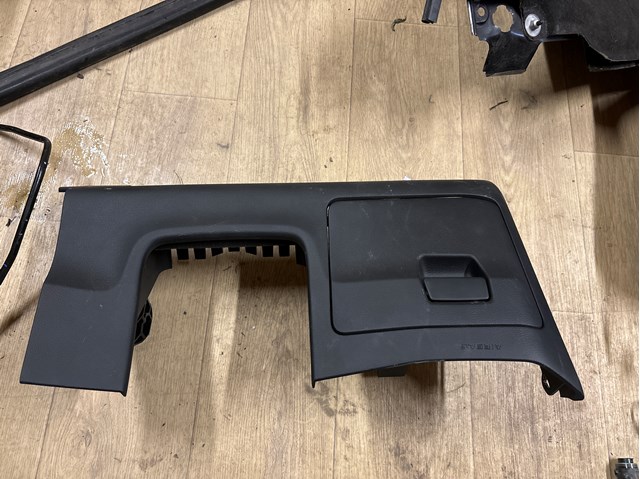 Вещевой ящик 8W1880301A6PS VAG