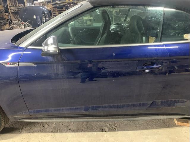Водительская дверь 8W6831051B VAG