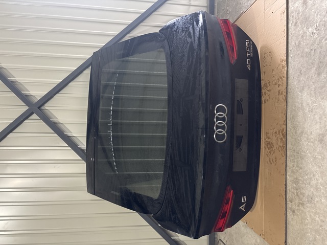 Дверь 5 8W8827025E VAG