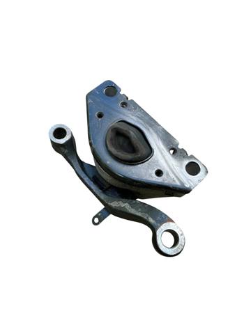 Подушка (опора) двигателя, левая 112205NA0A NISSAN