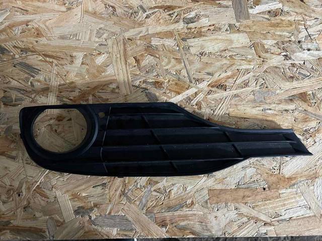 Решетка бампера переднего правая PBM99101CAR SIGNEDA