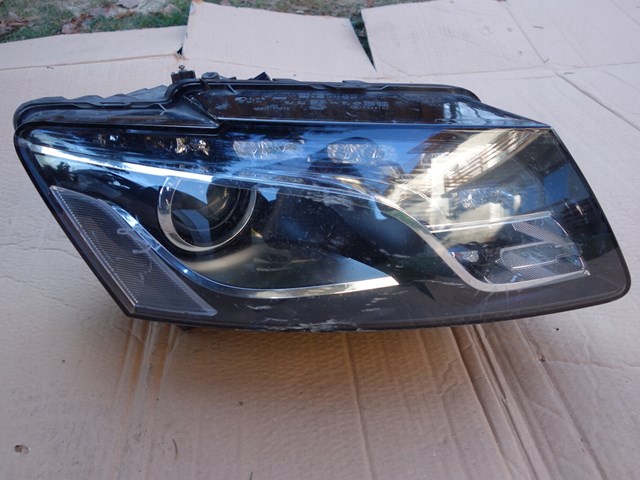 8R0941004 VAG фара правая