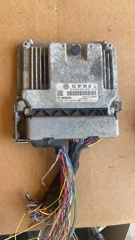 Модуль управления двигателем 03L907309AE VAG