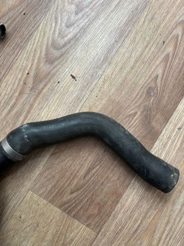 Патрубок системы охлаждения 3AA122101F VAG