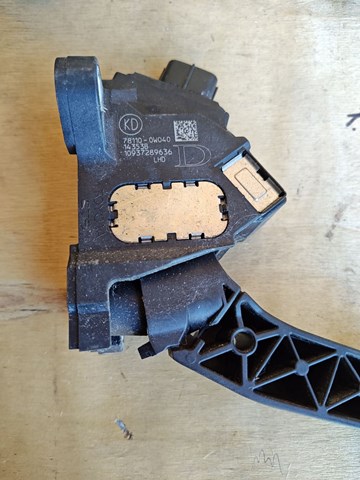 Педали газа 781100W040 TOYOTA