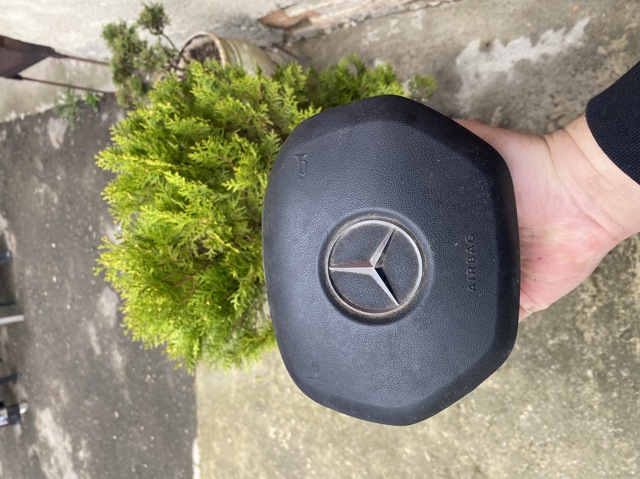 Подушка безопасности водителя A2468603102 MERCEDES