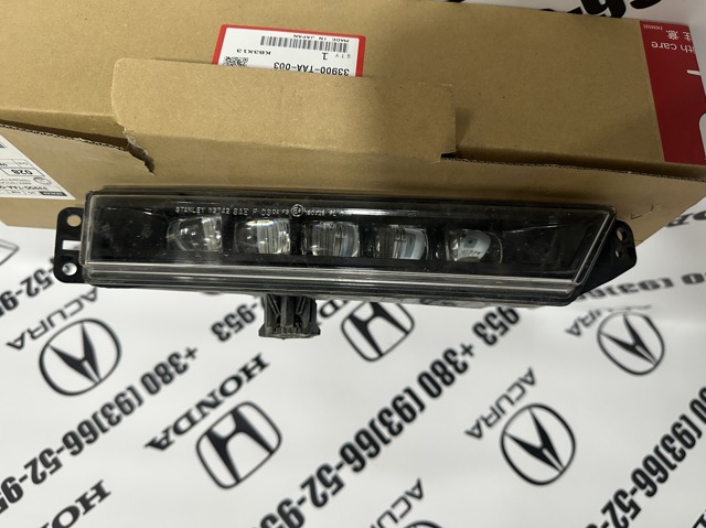 Противотуманка правая 33900TAA003 HONDA