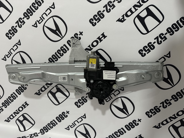 Мотор стеклоподъемника двери передней, правой 82460GI010 HYUNDAI