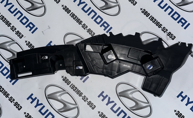 Кронштейн бампера переднего, правый 86552GI000 HYUNDAI
