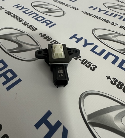 Датчик Эйрбэг передний 95930S1000 HYUNDAI