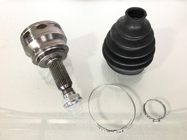 Привод на Лансер 10 CY_A, CZ_A