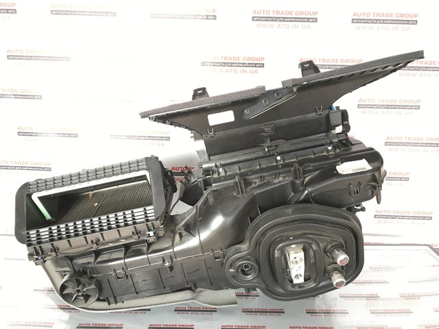 5Q1820007D VAG Корпус печки в сборе купить в Чернигов