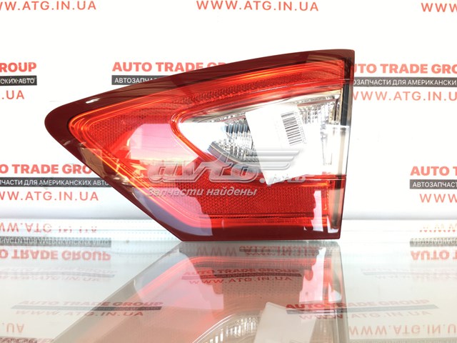 Фонарь задний правый, внутренний DS7Z13404A FORD