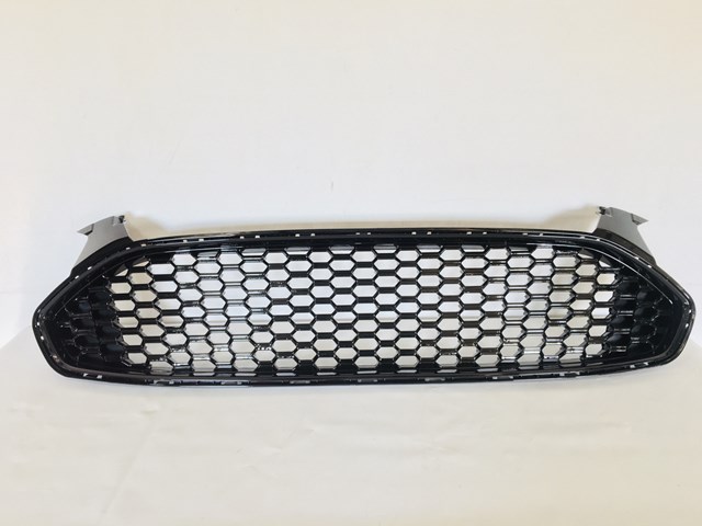 Решетка DS7Z8200BA MARKET (OEM)