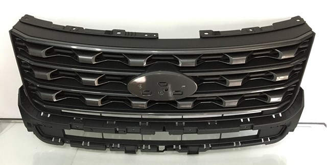 Облицовка радиатора FB5Z8200AC КИТАЙ