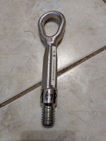 Крюк буксировочный 72157953893 BMW