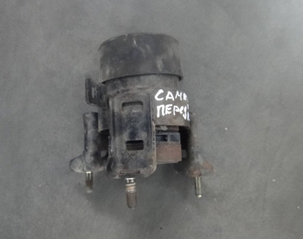 Подушка двигателя передняя 1236128220 TOYOTA