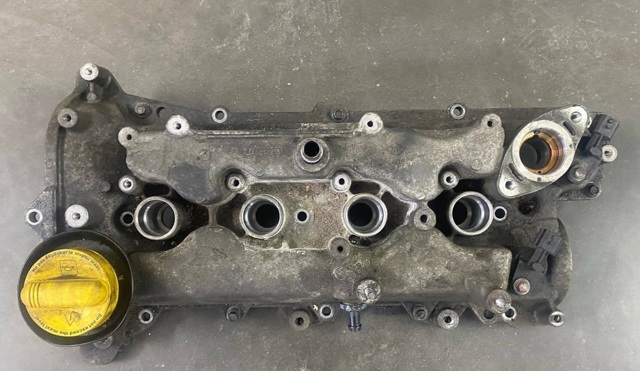 NISSAN 1326400Q1B Клапанная крышка в наличии Днепр