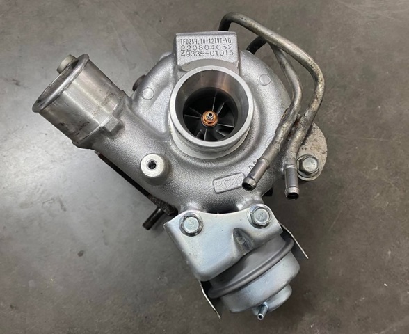 Турбонагнетатель 1515A215 MITSUBISHI