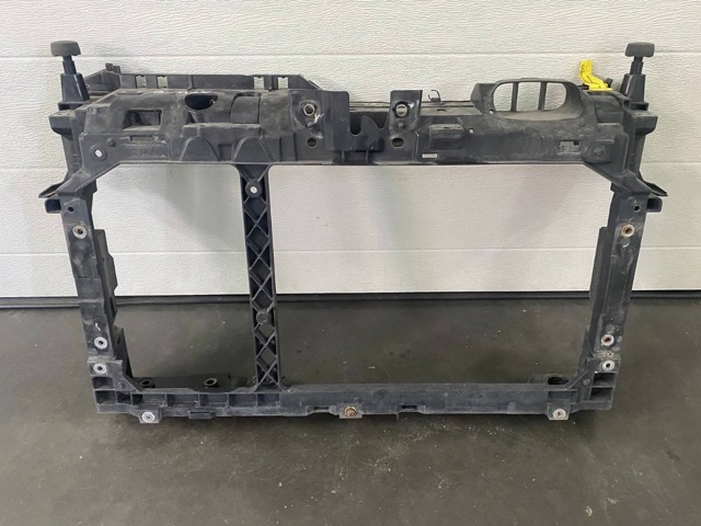 FORD 1770945 Рамка радиатора в наличии Черновцы