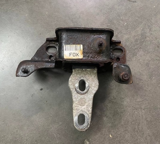FORD 1802599 Подушка (опора) двигателя левая в наличии Днепр