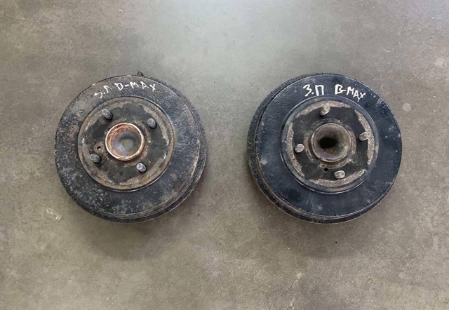 Ступица заднего колеса 2139278 FORD