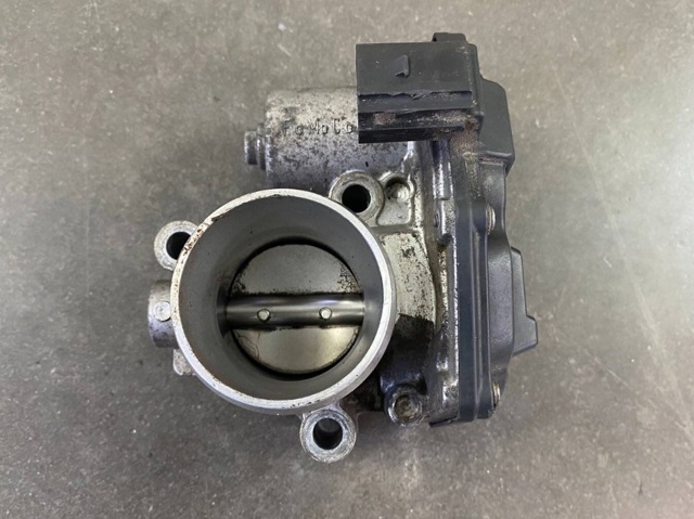 Заслонка воздушная 2168321 FORD