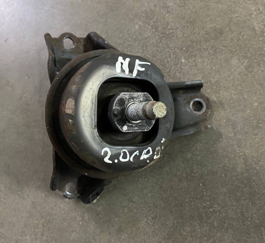 Правая опора двигателя 218103L300 HYUNDAI