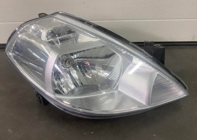 Фара комбинированная, передняя 26010EM00A NISSAN