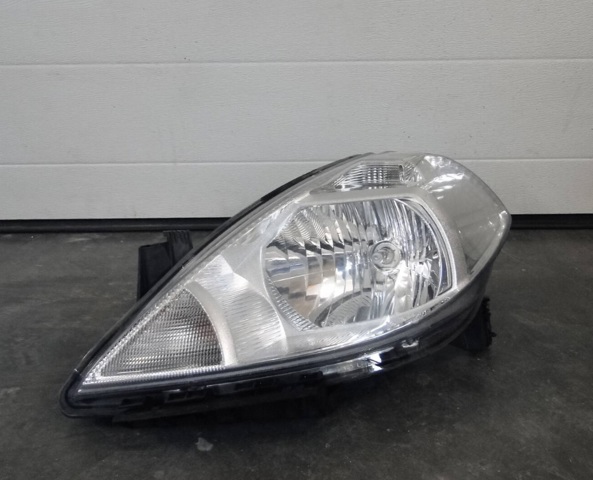 Фара 26060EM00A NISSAN