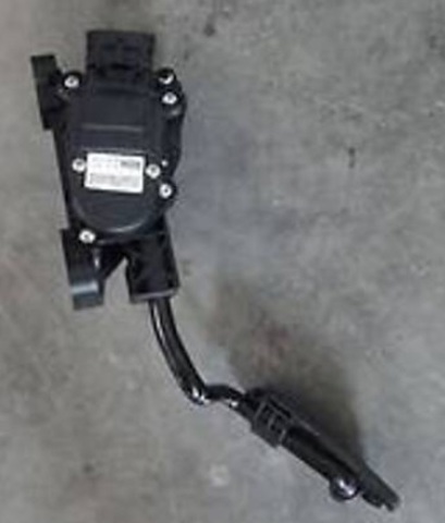Педаль акселератора 327002H100 HYUNDAI